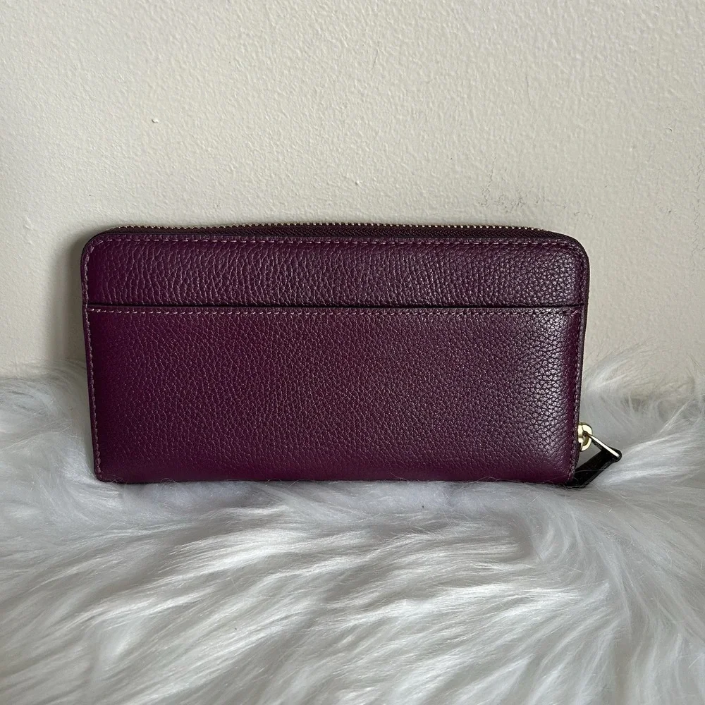 Coach Accordion Zip Wallet Plum Purple Pebbled Leather Gold C Logo 58059 - Picture 2 of 7